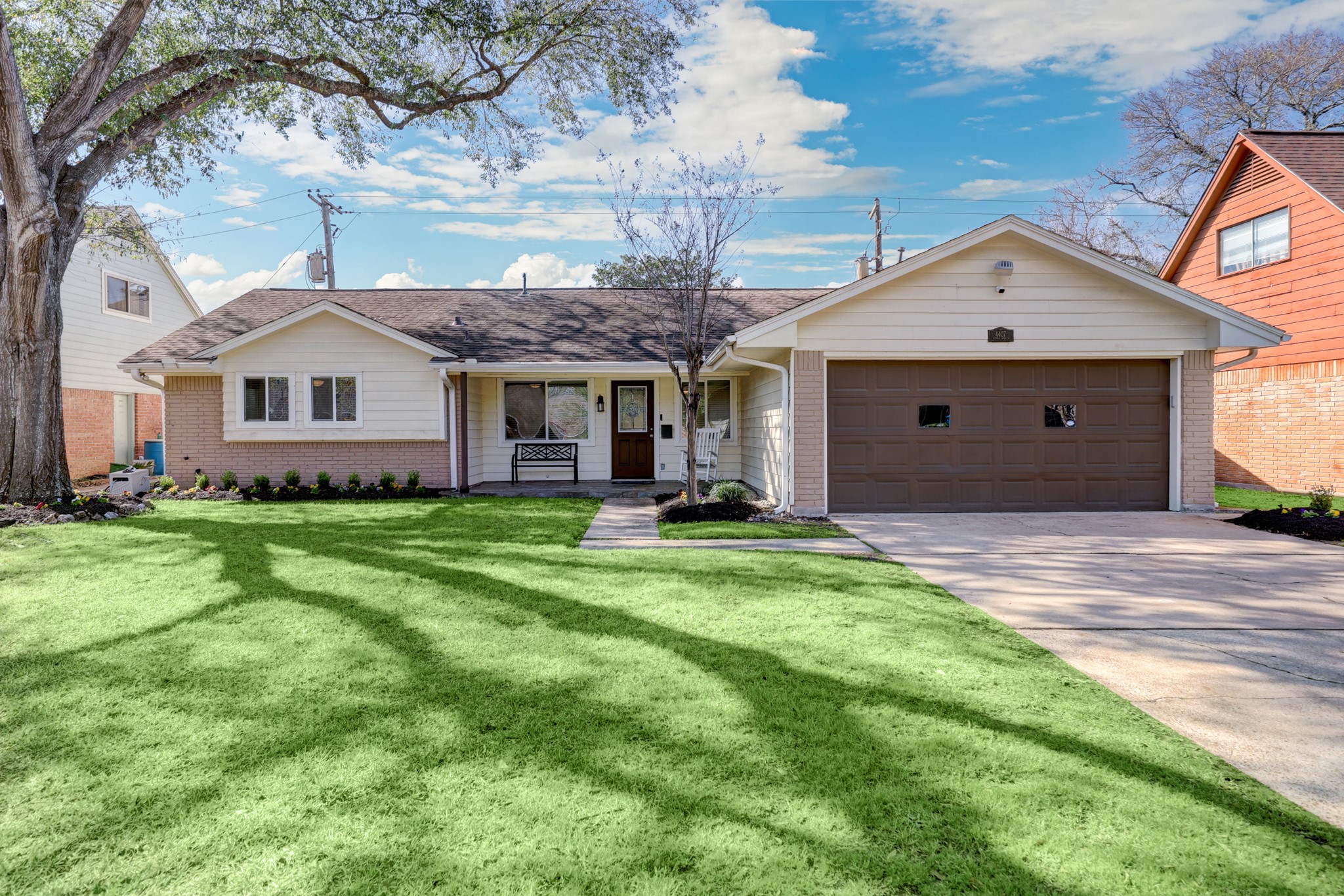 4407 Grass Valley Street Houston TX 77018