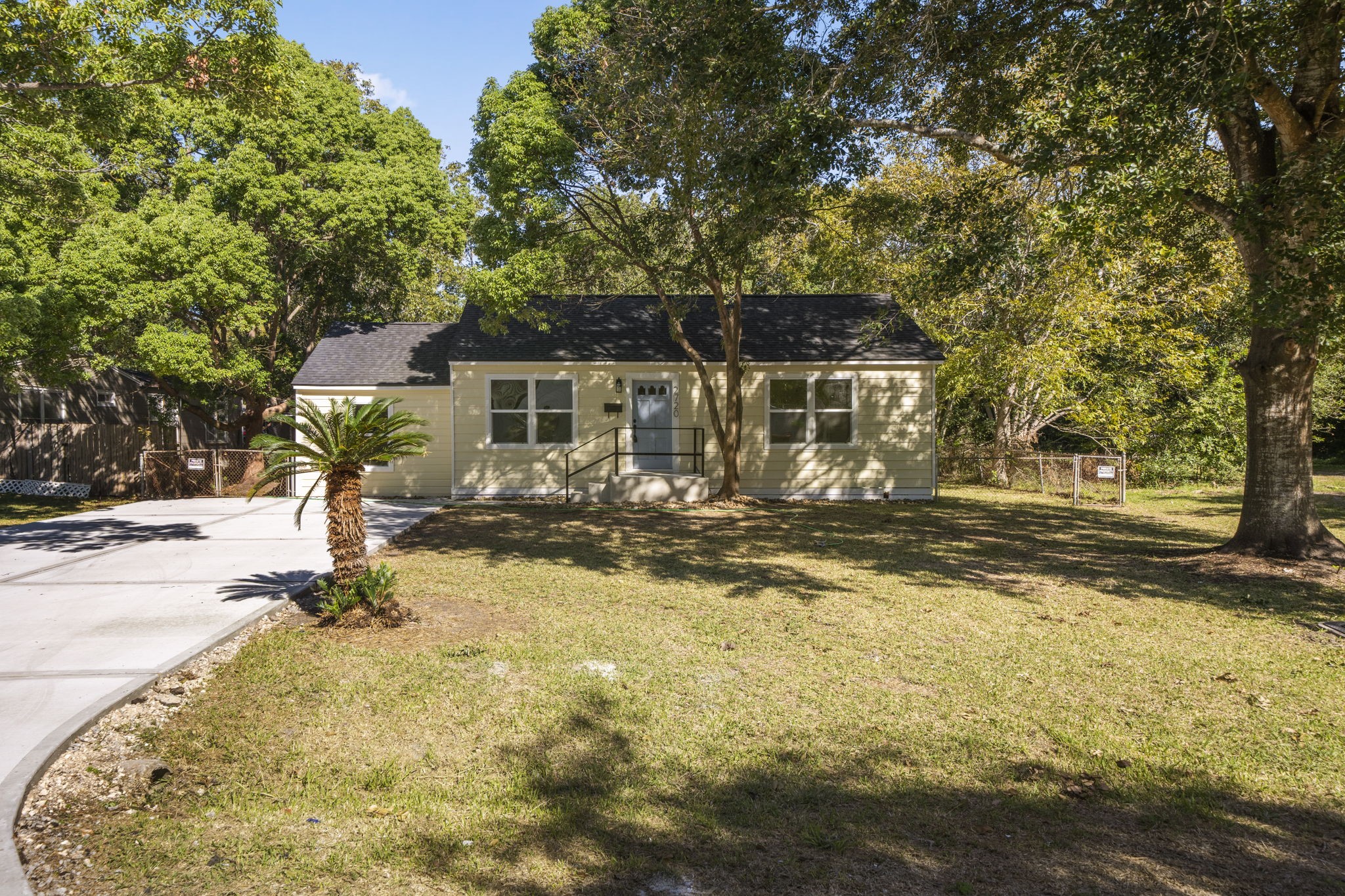 2720 S Crockett Street La Marque TX 77568