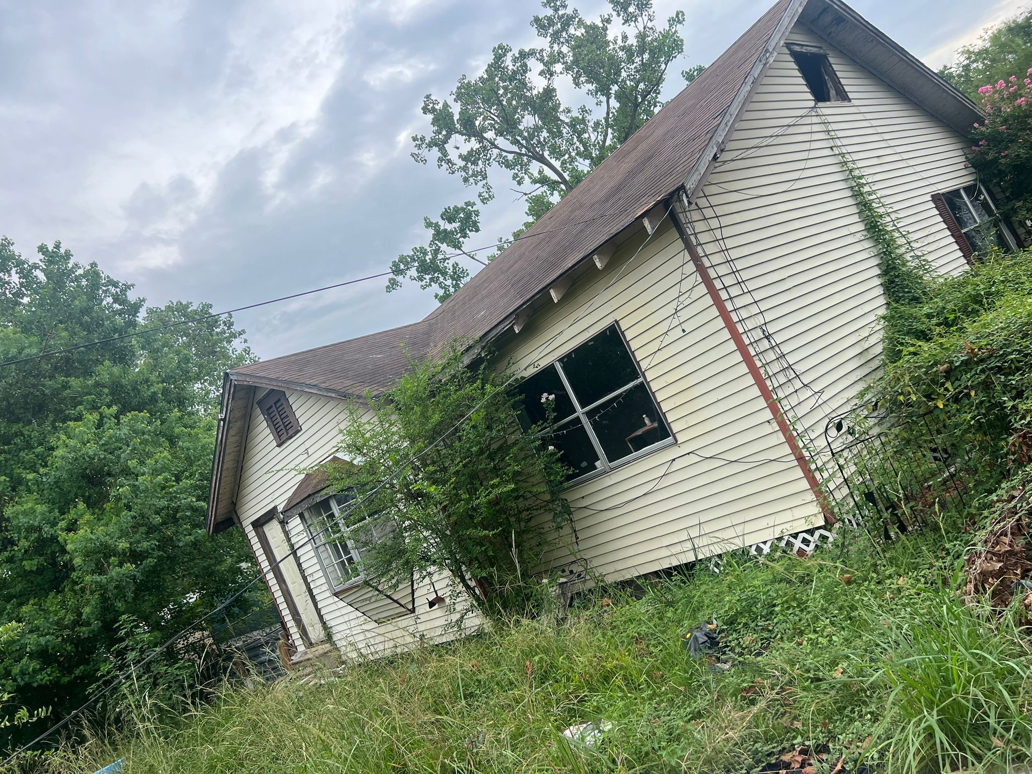 1811 S Canal Street Highlands TX 77562