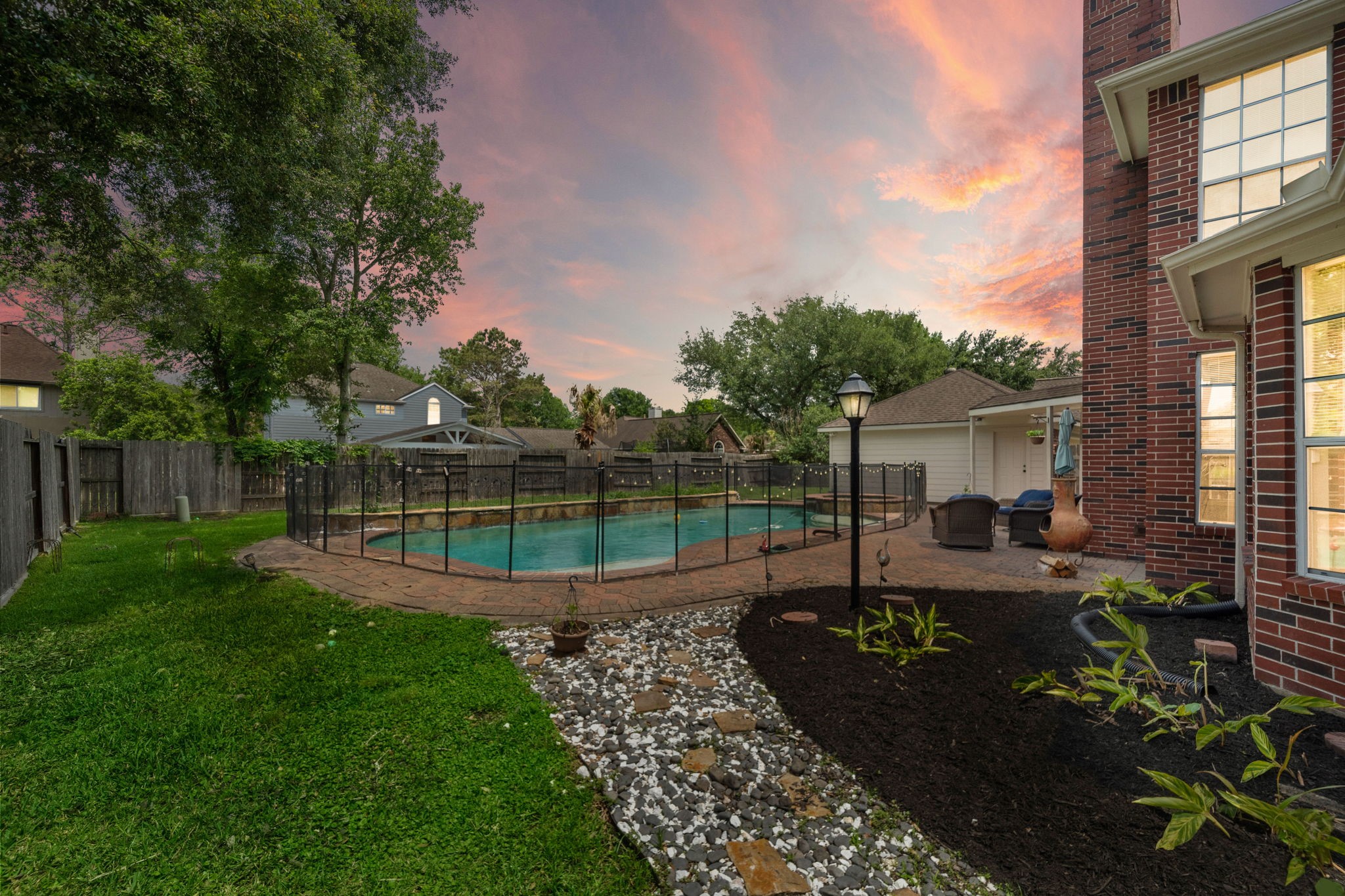 1707 Brill Drive Friendswood TX 77546