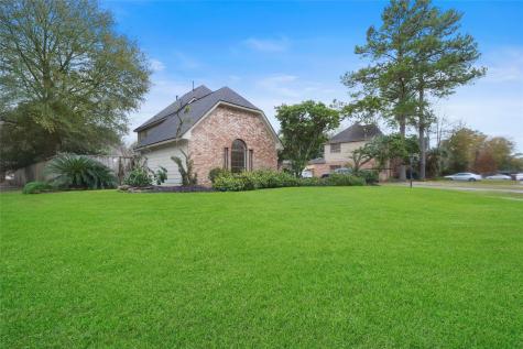 5634 Woodland Creek Drive Kingwood TX 77345