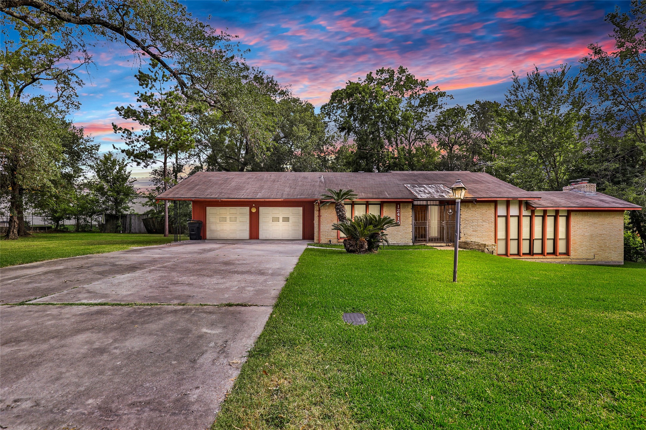 12415 Eastbrook Drive Houston TX 77013
