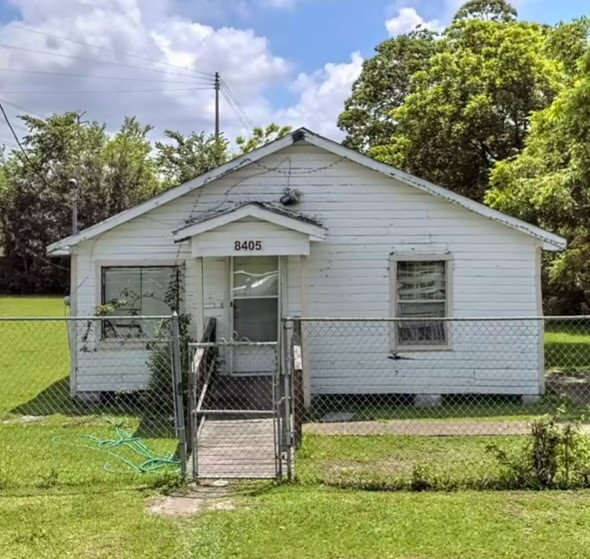 8405 Lawler Street Houston TX 77051