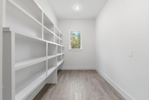 240 Grand View Huntsville TX 77340