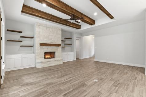 240 Grand View Huntsville TX 77340