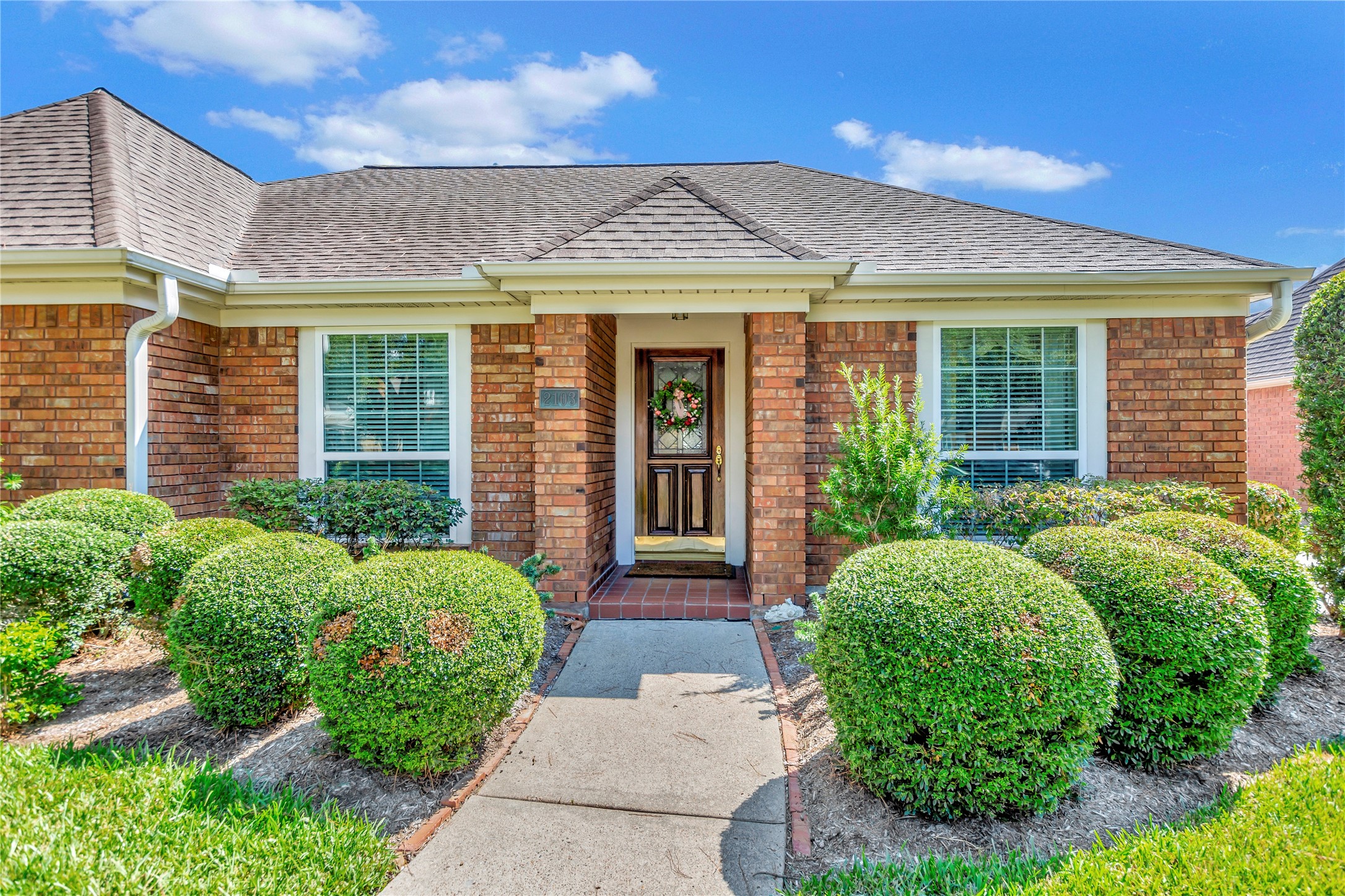 2103 Royal Oaks Drive League City TX 77573