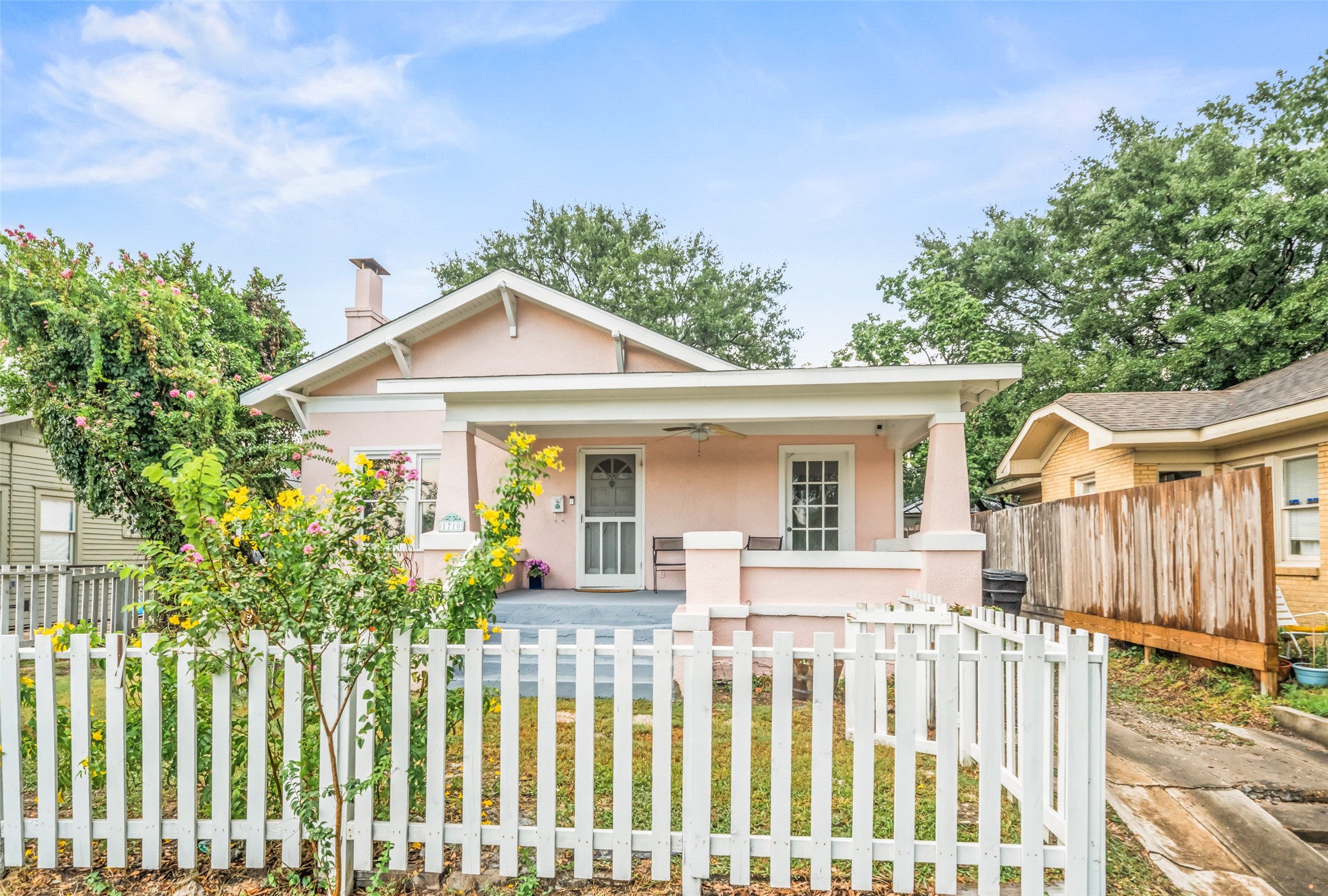 1710 White Oak Drive Houston TX 77009