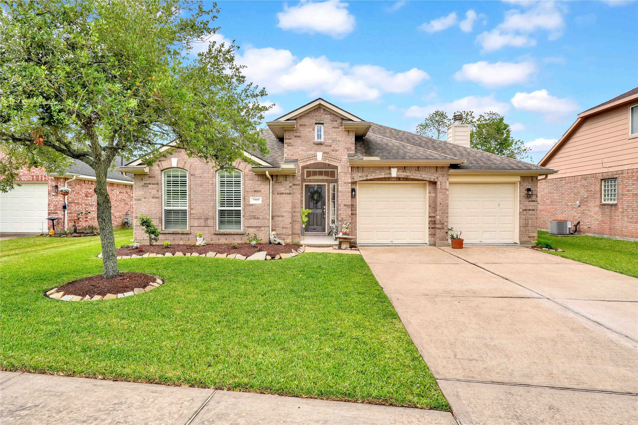 2988 Creek Falls Court Pearland TX 77581