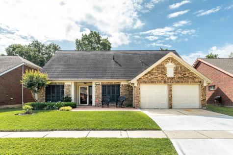 4743 Wynnview Drive Friendswood TX 77546