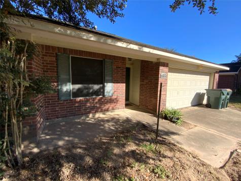 1030 Silliman Street Sealy TX 77474