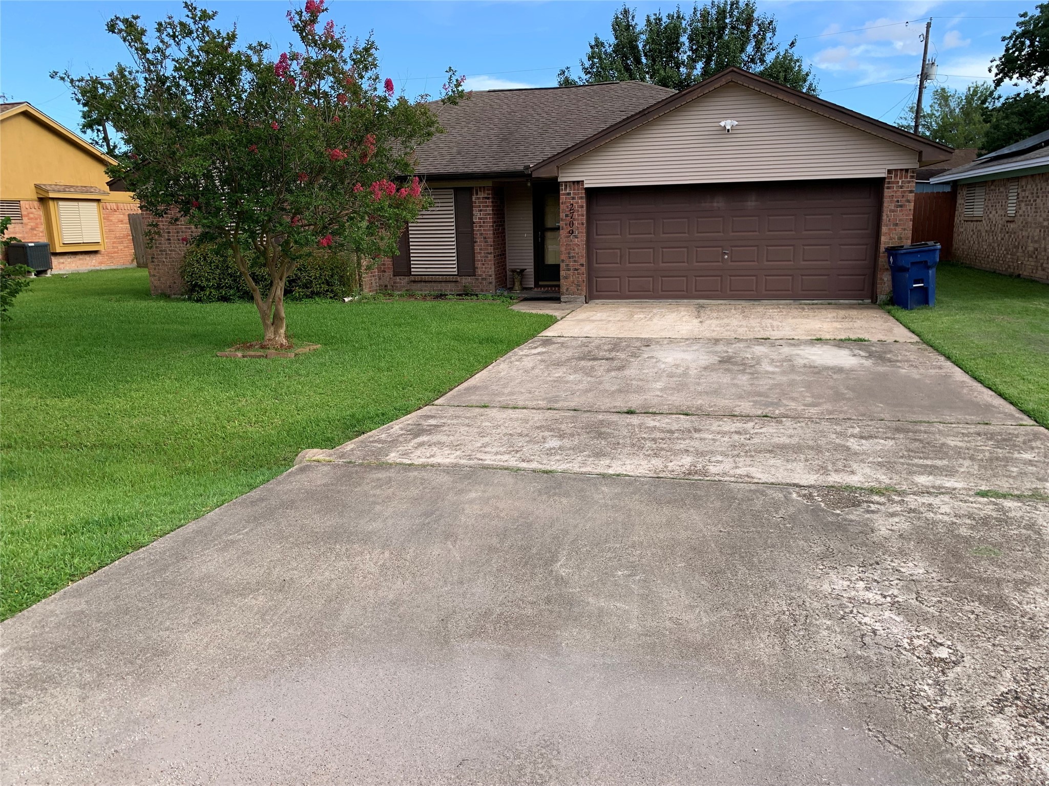 2709 8th Avenue N Texas City TX 77590
