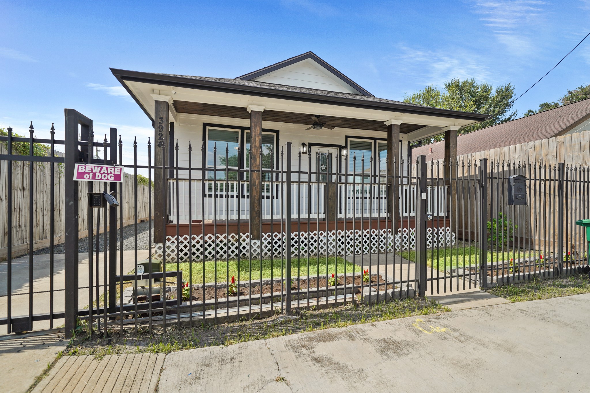 3924 Pease Street Houston TX 77003