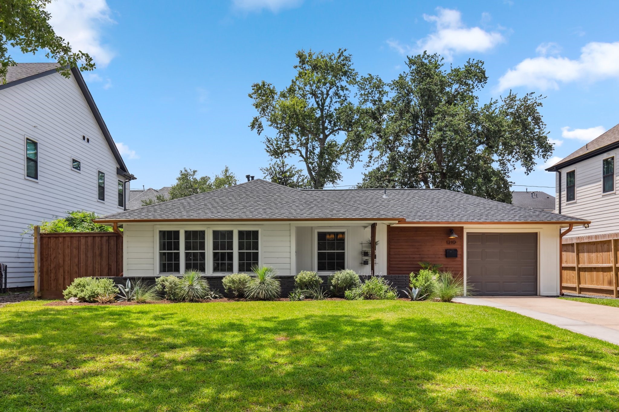 1219 Cheshire Lane Houston TX 77018