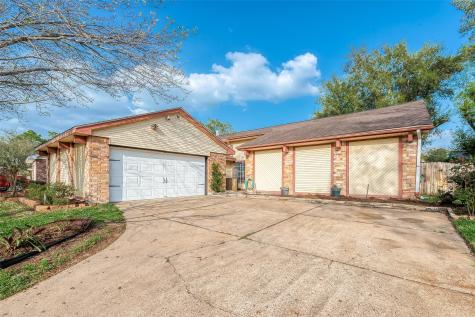2402 Crooked Lane Houston TX 77084