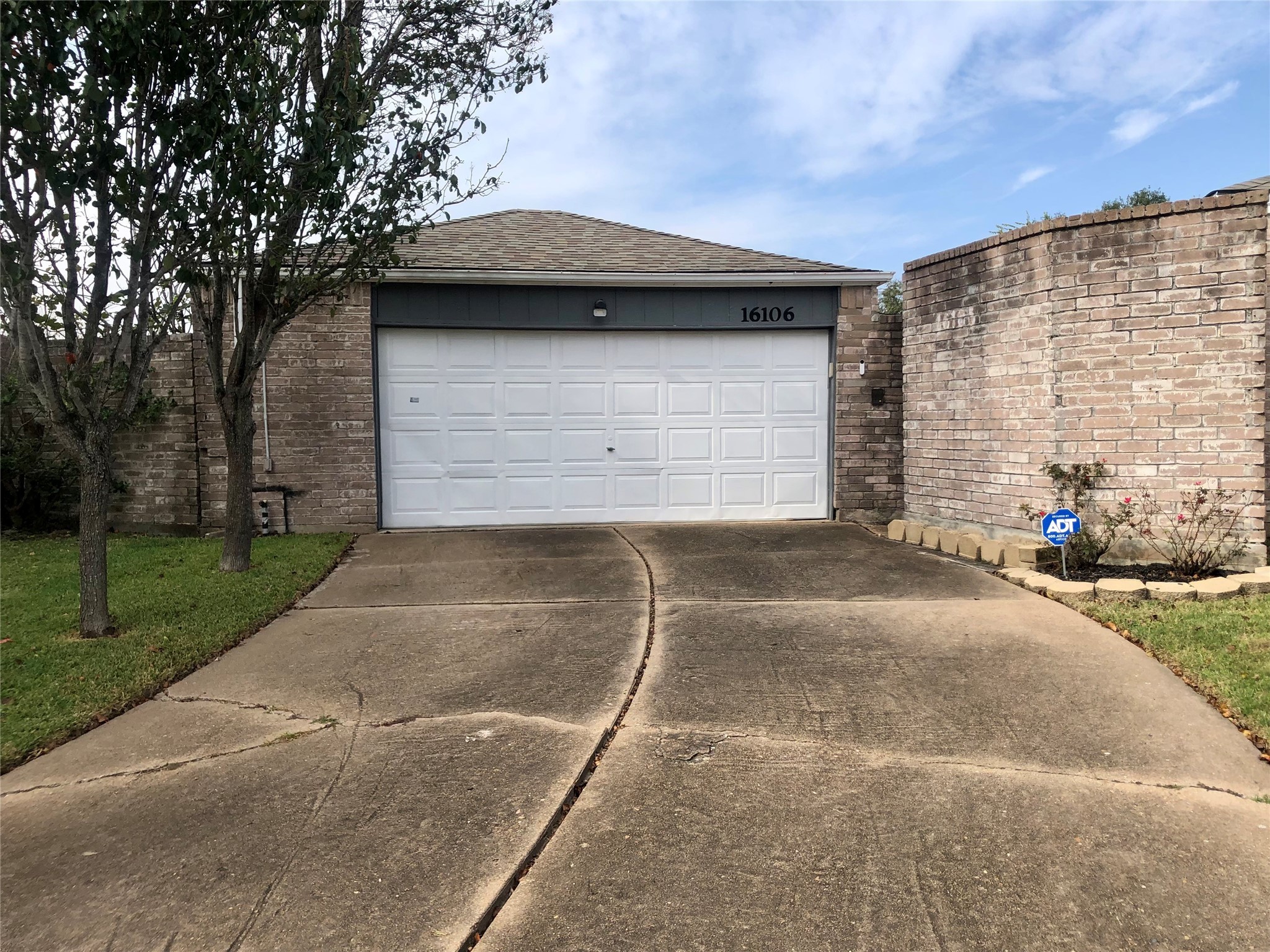 16106 Archway Drive Houston TX 77082