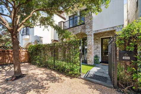 4509 Blossom Street Houston TX 77007