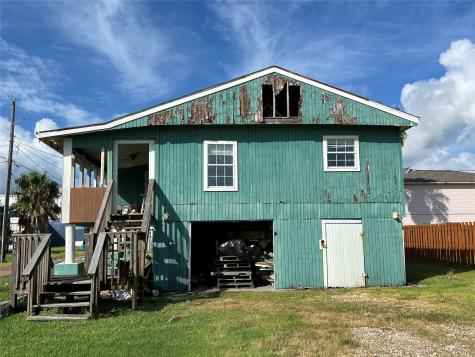 415 Oyster Street Freeport TX 77541