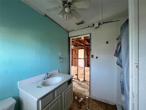 415 Oyster Street Freeport TX 77541