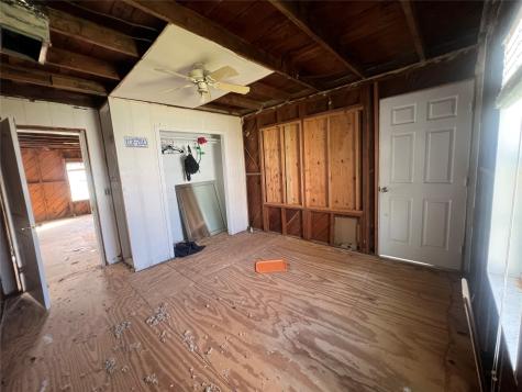 415 Oyster Street Freeport TX 77541