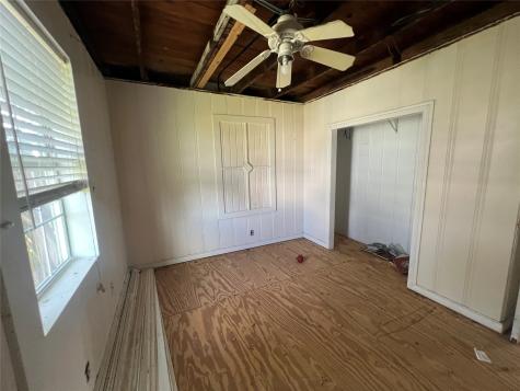415 Oyster Street Freeport TX 77541