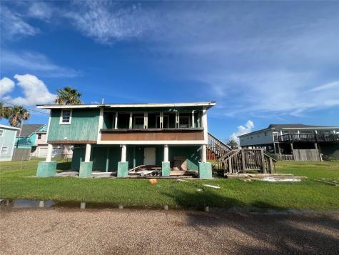 415 Oyster Street Freeport TX 77541