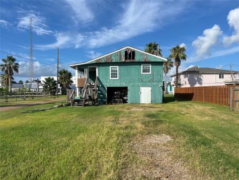 415 Oyster Street Freeport TX 77541