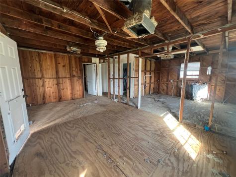 415 Oyster Street Freeport TX 77541