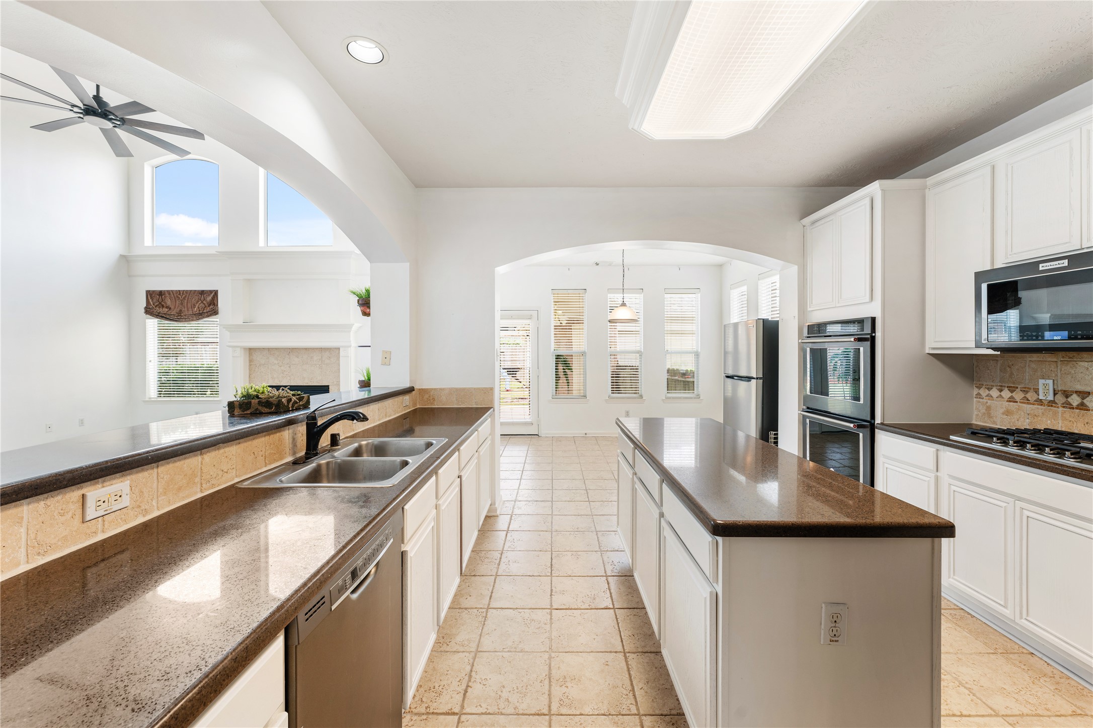 1923 Grand Willow Lane Richmond TX 77469