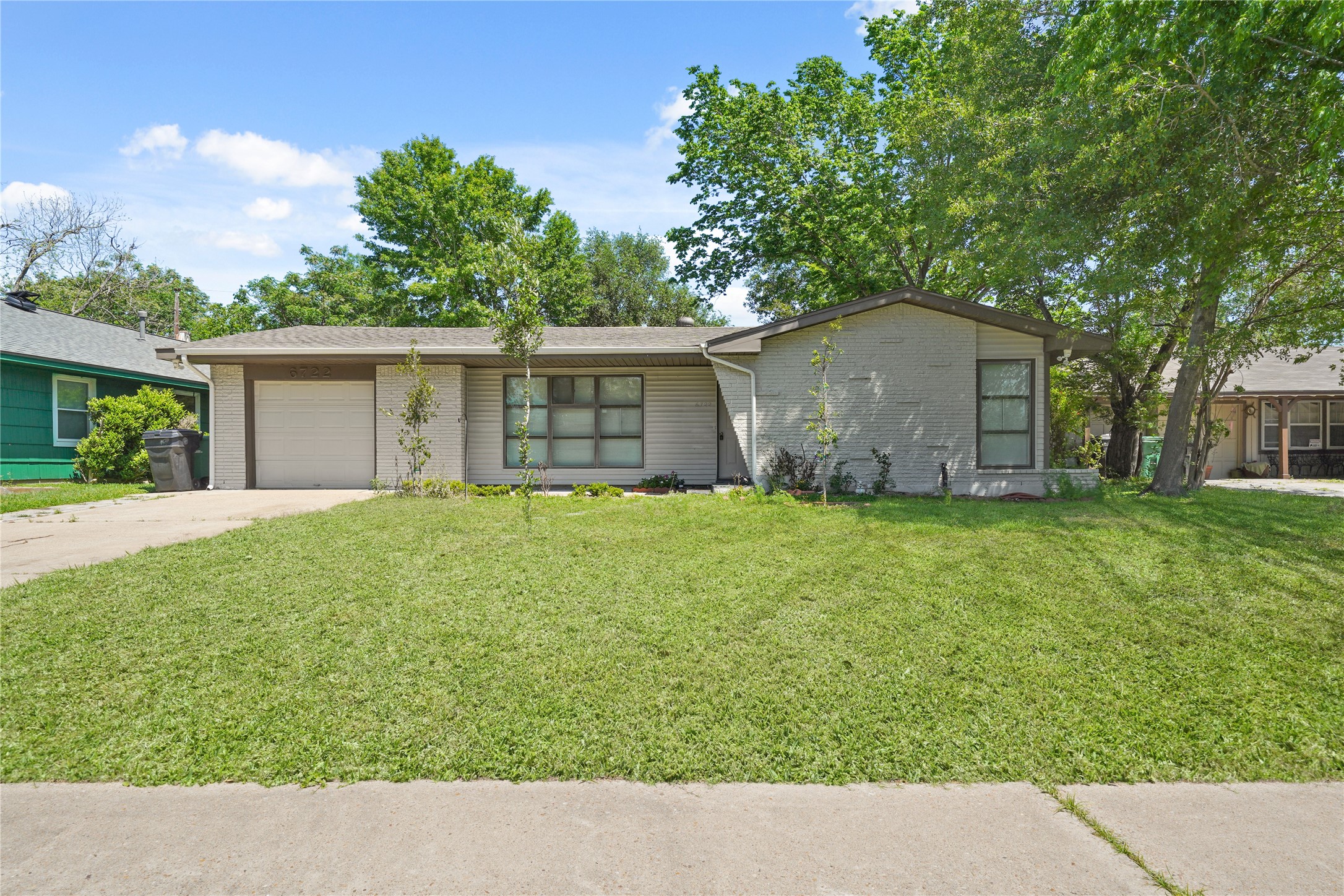 6722 Hendon Lane Houston TX 77074