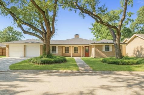 2202 Palomar Street Baytown TX 77520