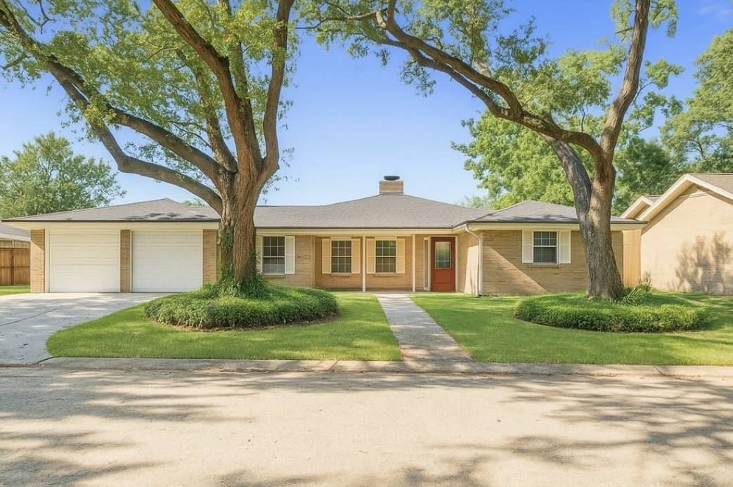 2202 Palomar Street Baytown TX 77520