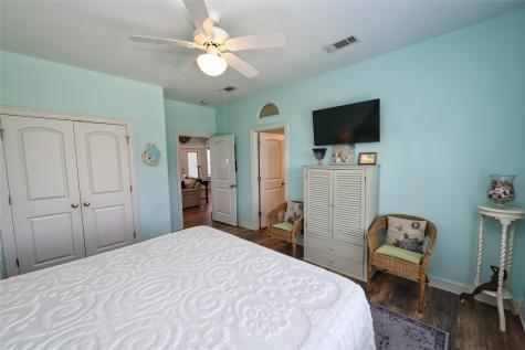 3008 Shady Lane Crystal Beach TX 77650