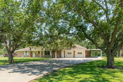 1511 Kay Street Clute TX 77531