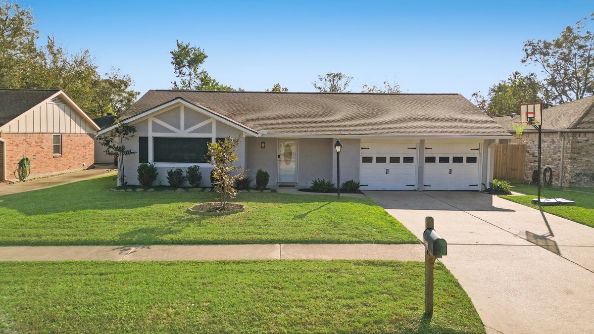 15722 Edenvale Street Friendswood TX 77546