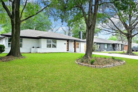1115 W 30th Street Houston TX 77018