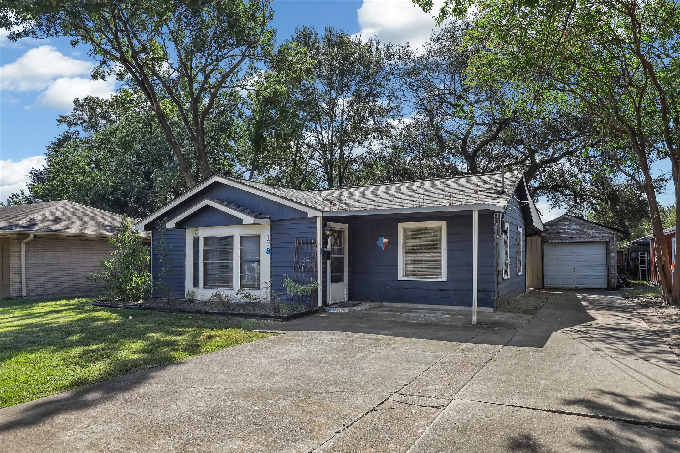 128 W 5th Street Deer Park TX 77536