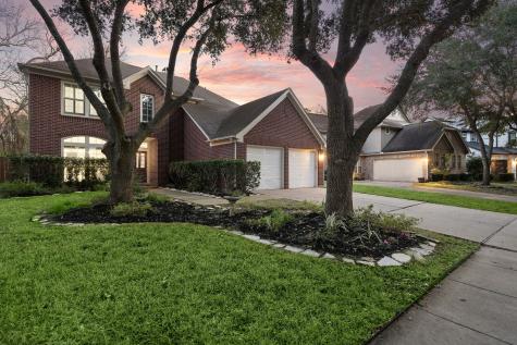 2910 Five Oaks Drive Missouri City TX 77459