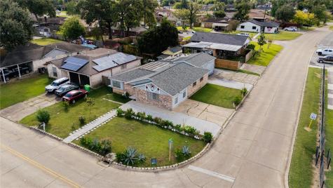 14902 Woodford Street Channelview TX 77530