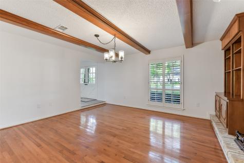 13103 Coral Ridge Court Houston TX 77069
