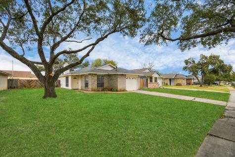 1615 Bugle Run Drive Katy TX 77449