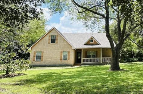 408 Standing Oaks Lane Sealy TX 77474