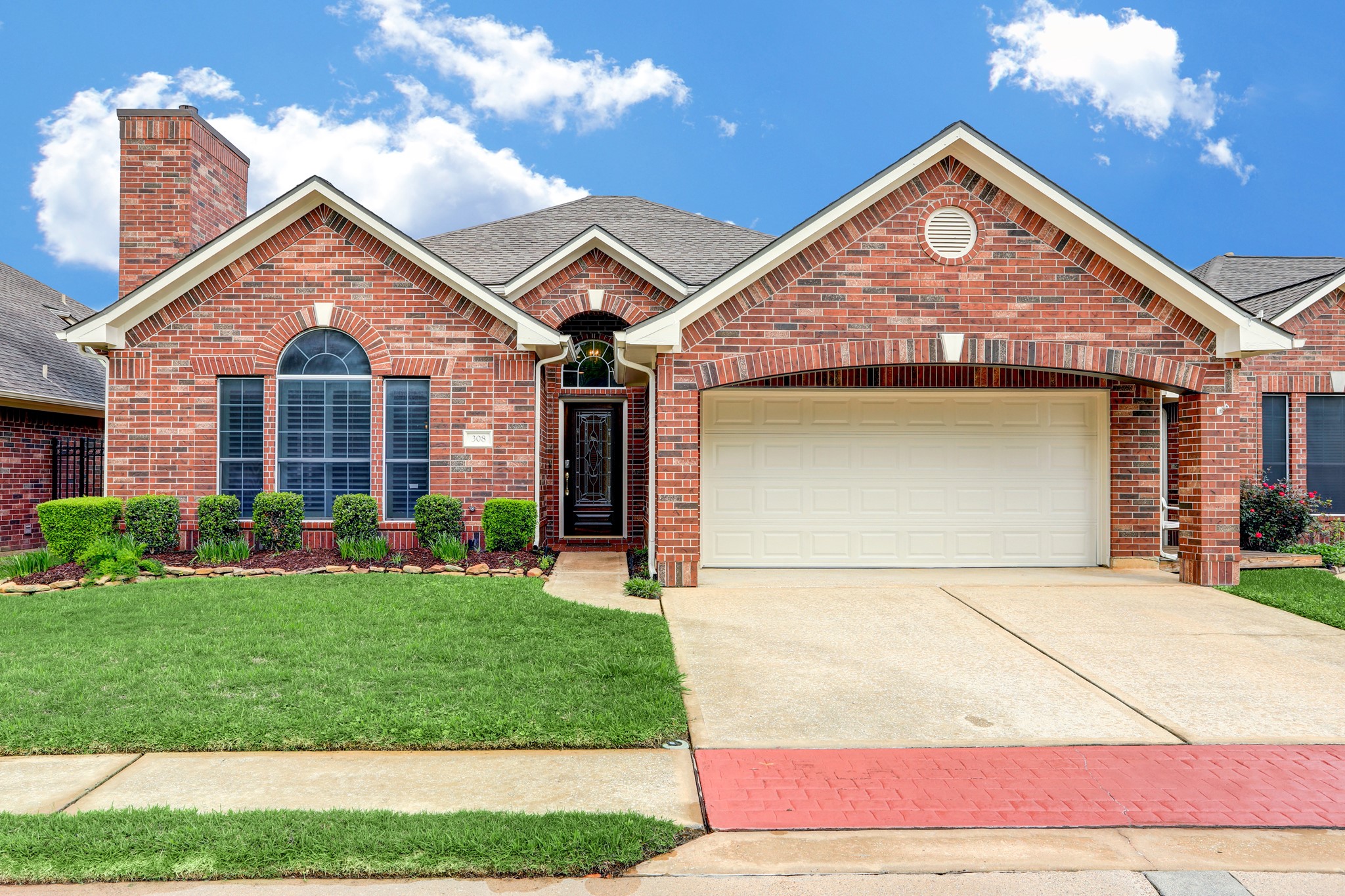 308 Parkwood Village Drive Friendswood TX 77546