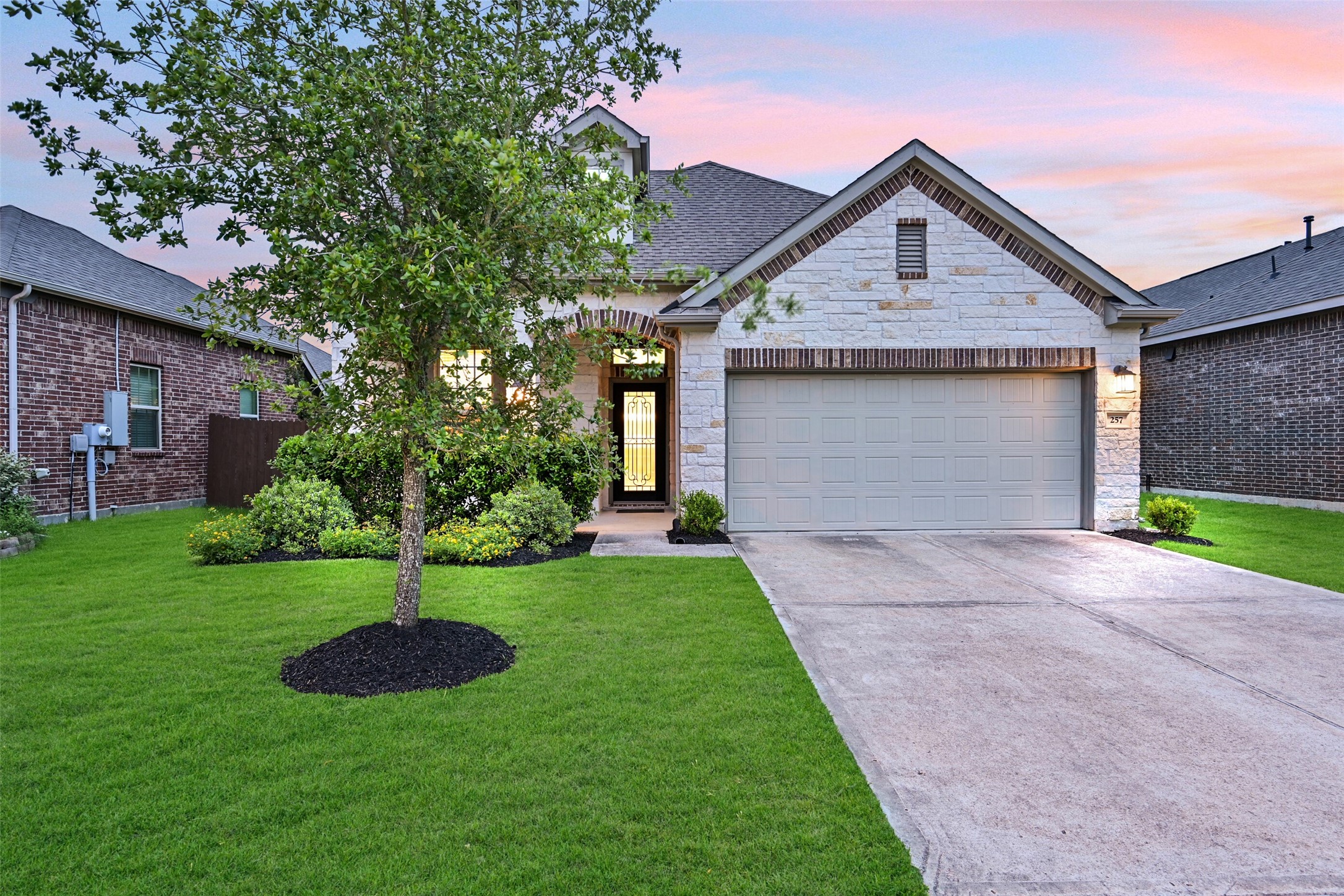 257 Dale Ridge Lane Dickinson TX 77539