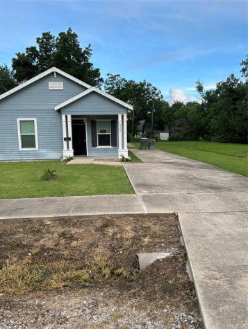 1320 9th Street Port Arthur TX 77640