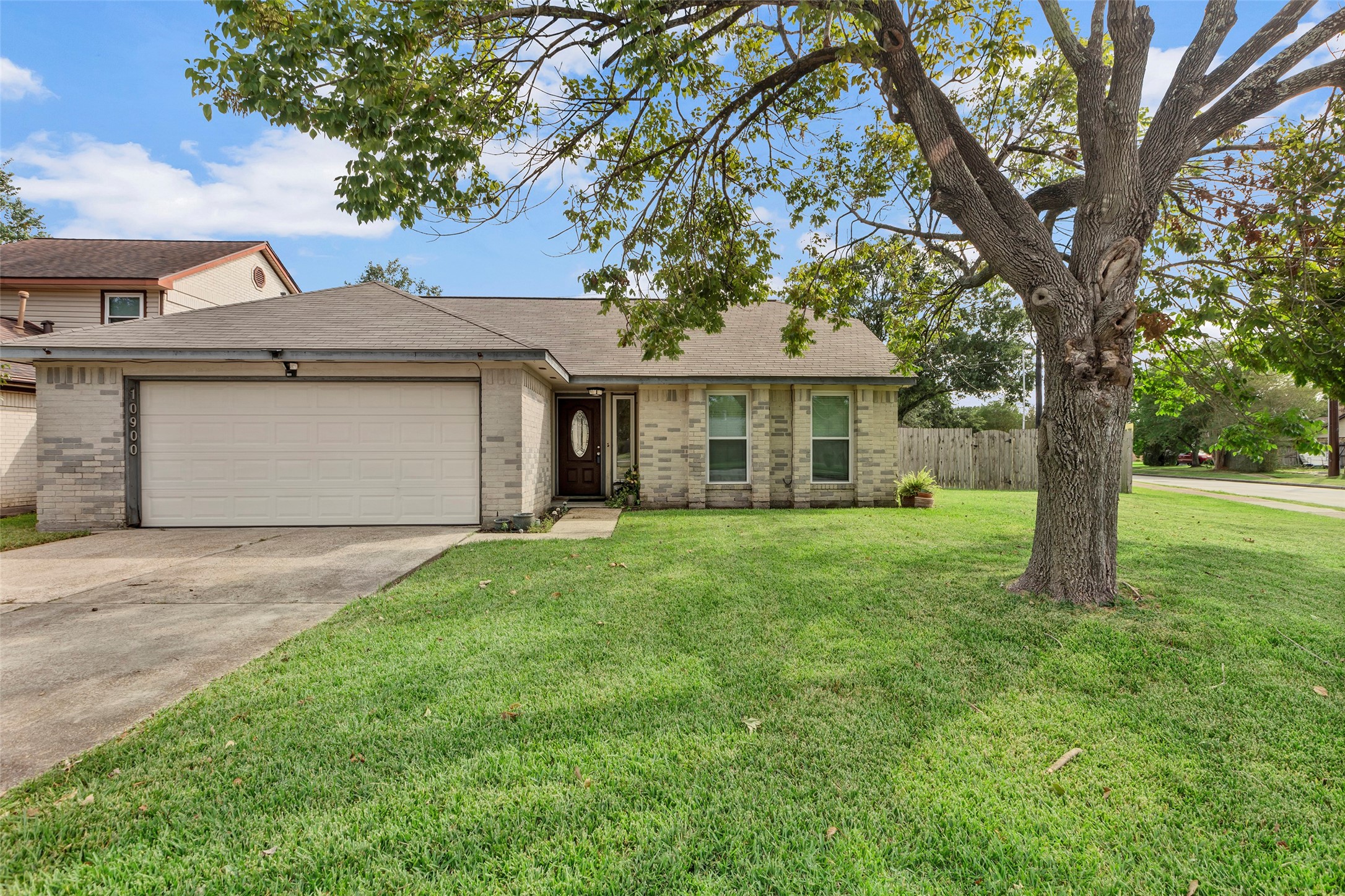 10900 Mulberry Court La Porte TX 77571
