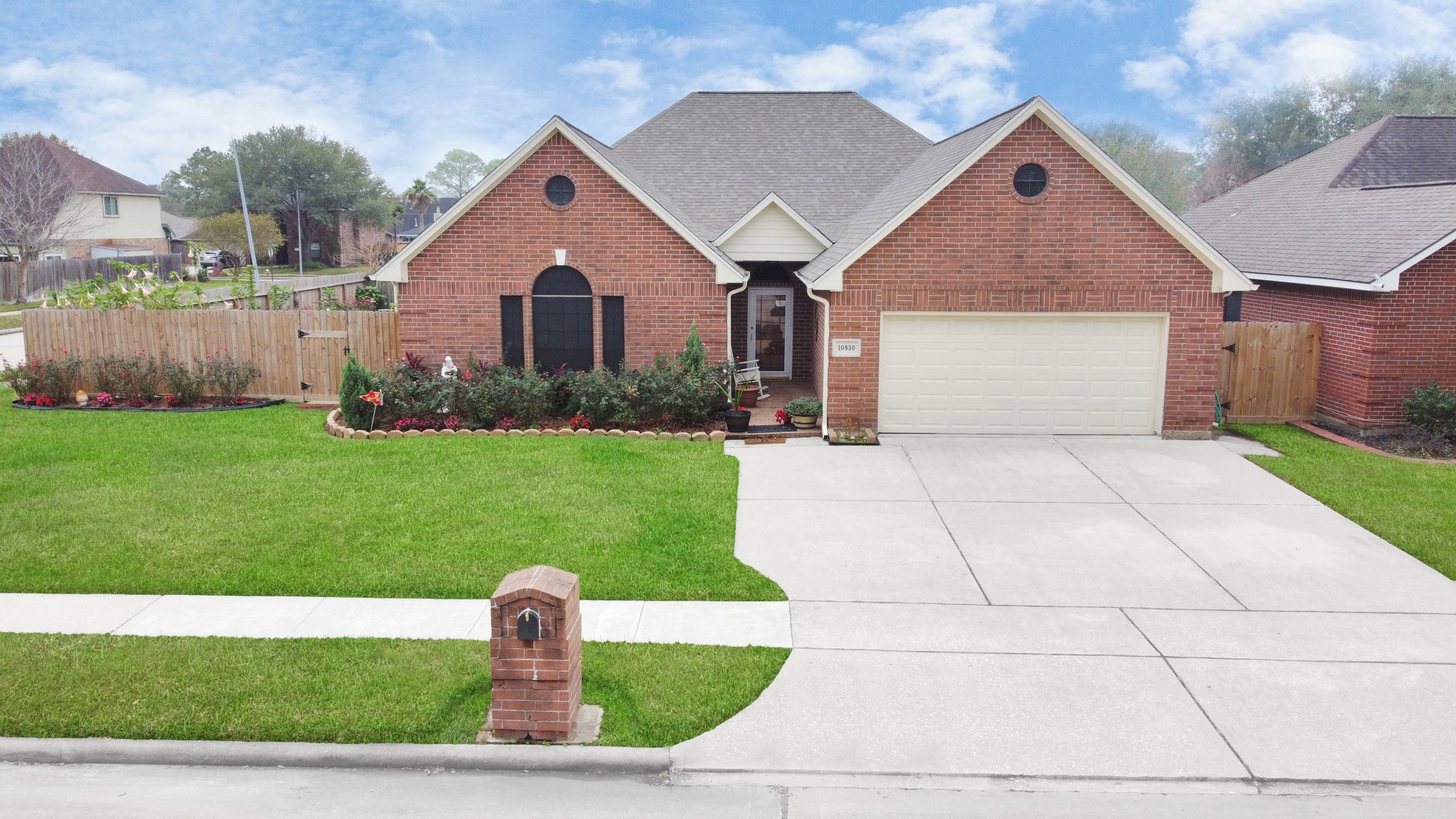 10850 Spruce Drive N La Porte TX 77571