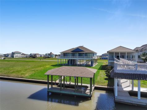 1813 Laguna Harbor Estate Boulevard Port Bolivar TX 77650