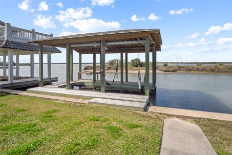 1813 Laguna Harbor Estate Boulevard Port Bolivar TX 77650