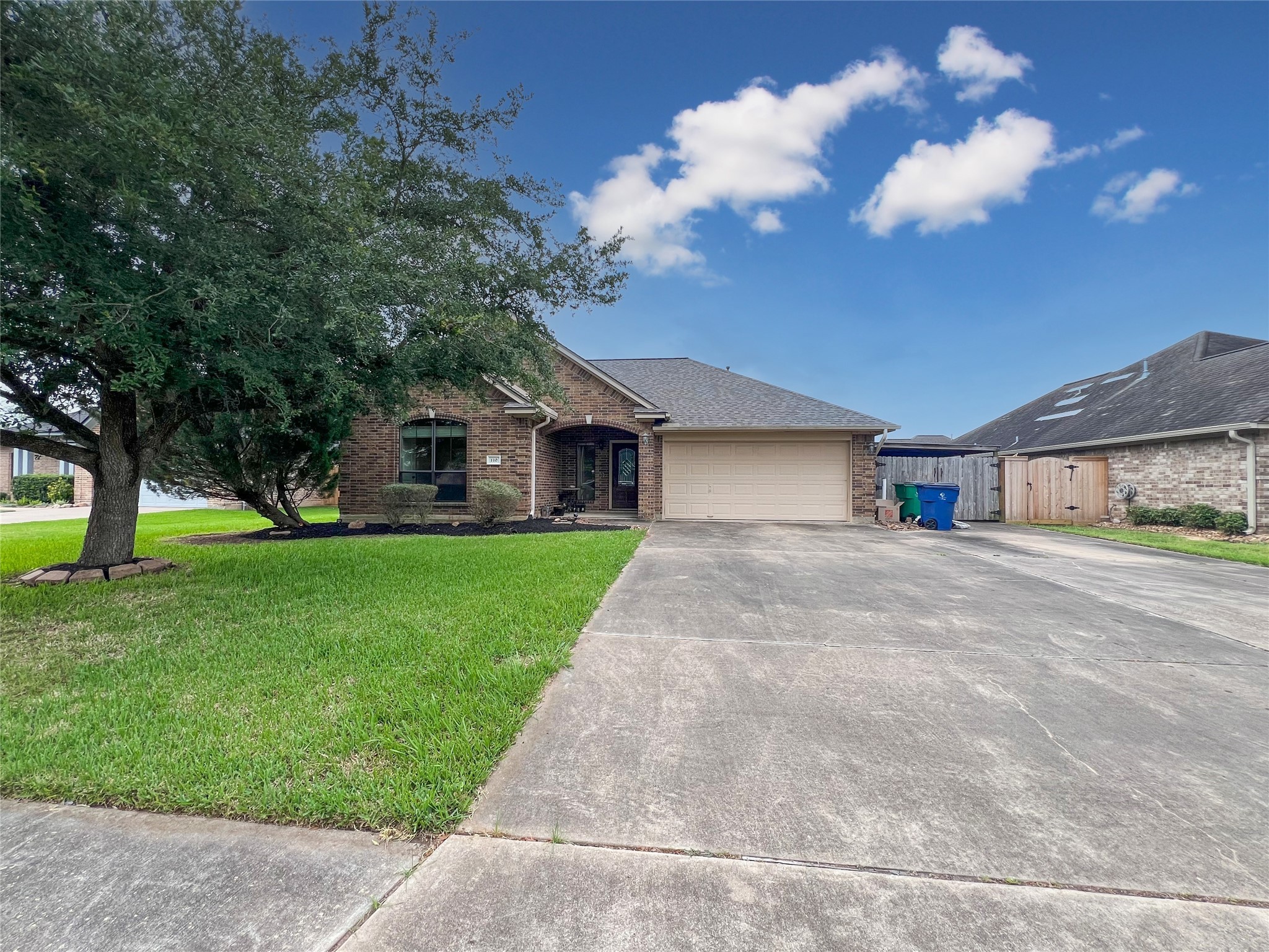 110 Hummingbird Court Richwood TX 77566