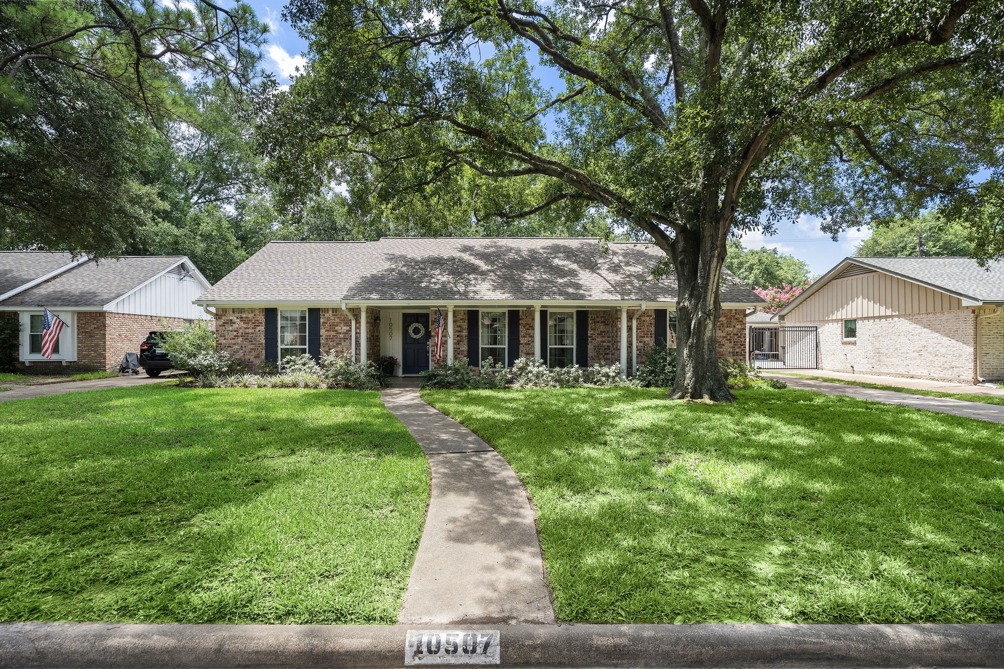 10507 Timberwood Drive Houston TX 77043